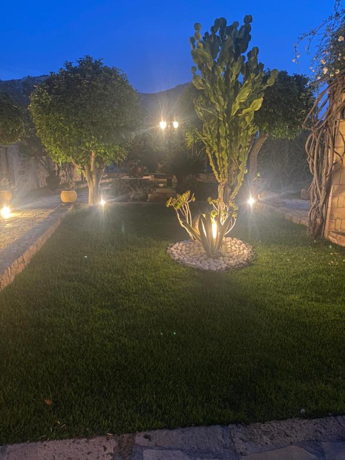 Pistachio Guesthouse, Παραδοσιακός Ξενώνας Vathi  ภายนอก รูปภาพ
